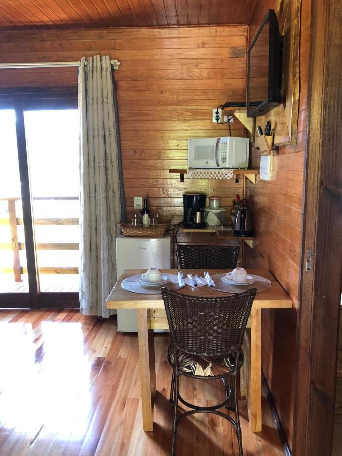 Familia Cruz Lodge *